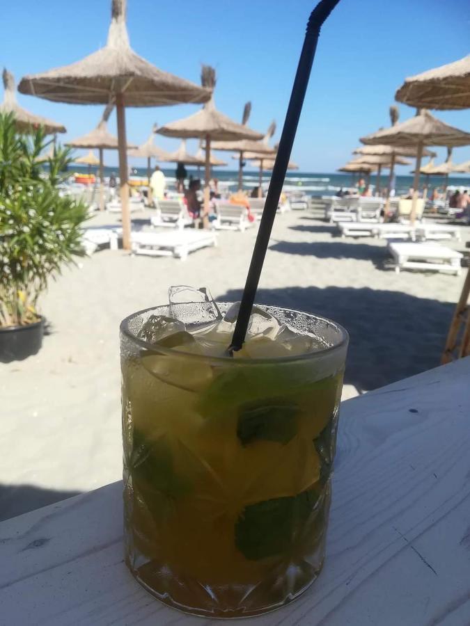 Sun & Sea Apartament Mamaia Nord Năvodari Buitenkant foto